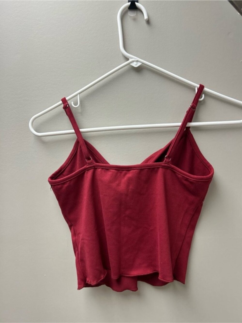 SHEIN Women’s Red Cropped Twist Tank Top - Picture 2 of 3